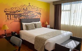 Embassy Quito Hotel